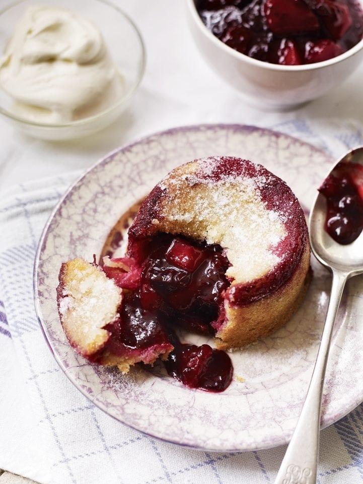 Hot blackcurrant and apple charlottes