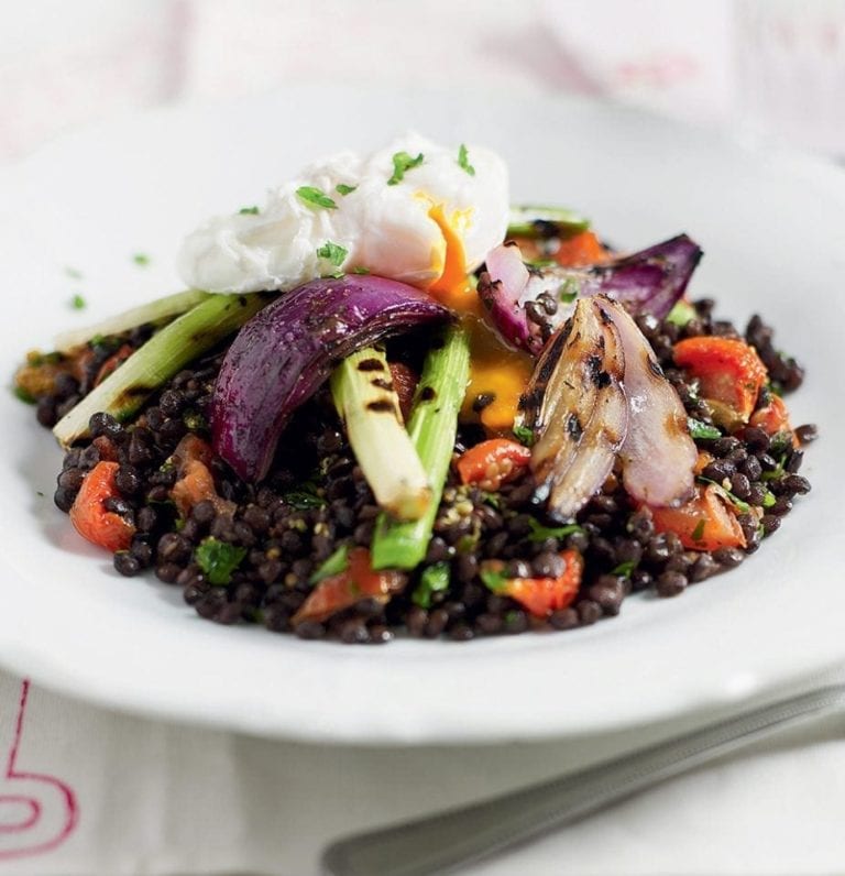 Quick puy lentil salad with a poached egg