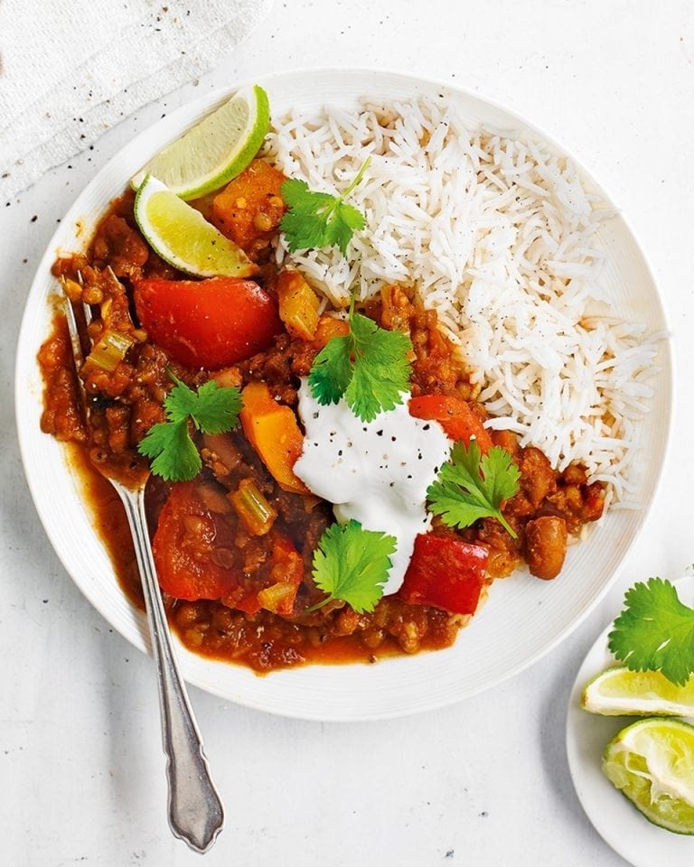 Vegan chilli with rice