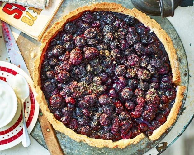 Savoyarde bilberry tart