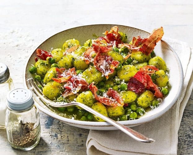 Speedy pea and prosciutto gnocchi