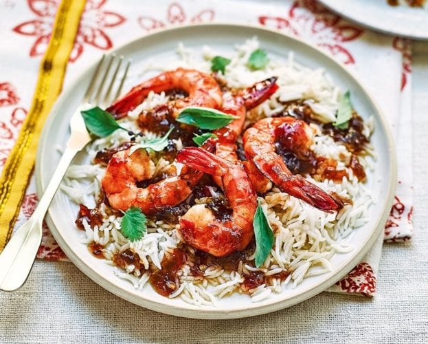 Prawns with tamarind caramel and black pepper