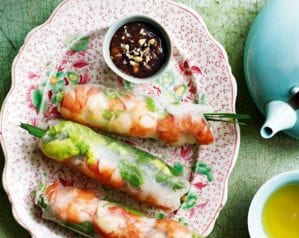 How to make Vietnamese summer rolls