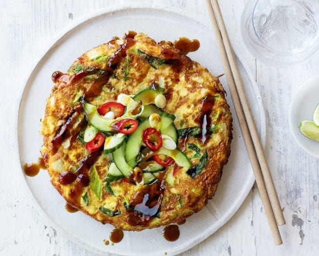 Japanese-style omelette (okonomiyaki)