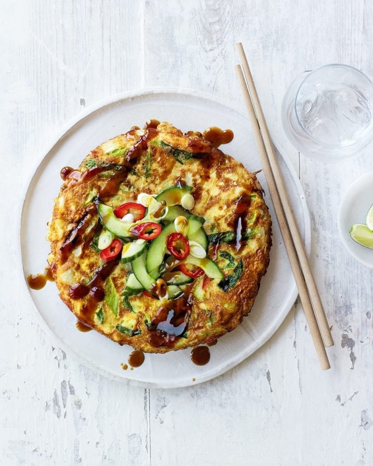 Japanese-style omelette (okonomiyaki)