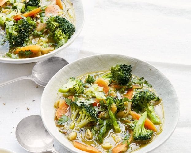 Quick vegetable minestrone