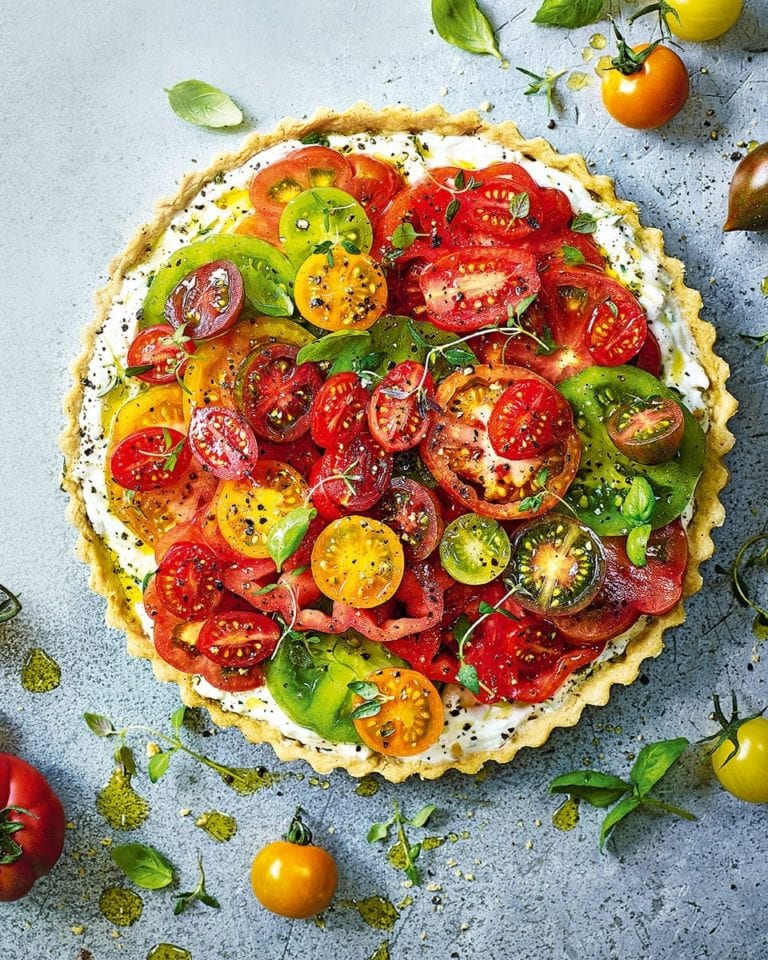 Tomato, thyme and ricotta tart