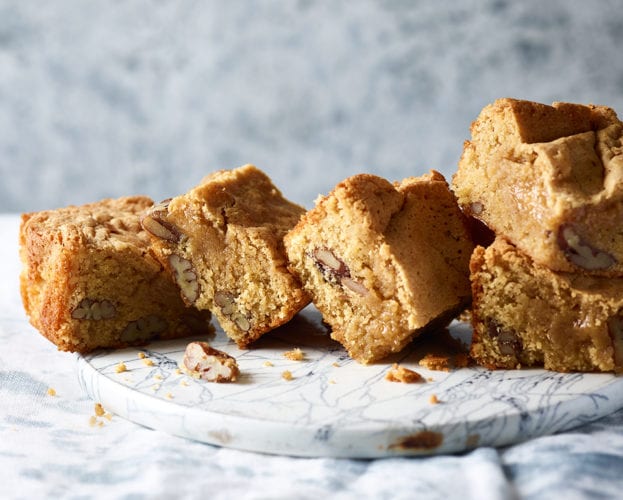 pecan blondies