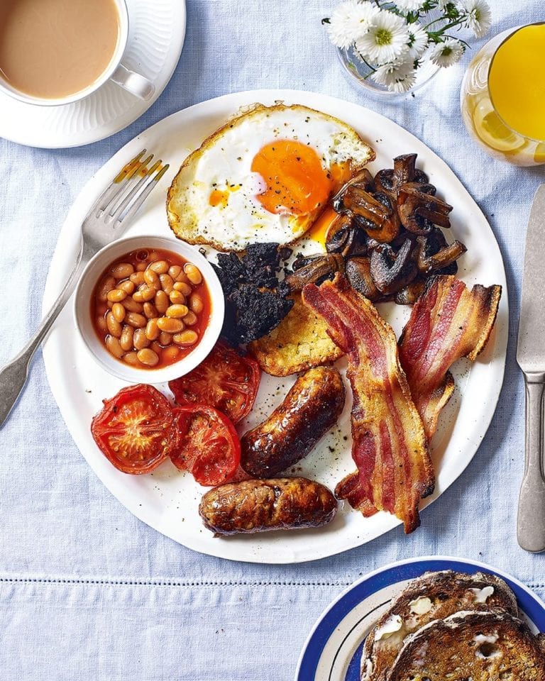 10-step guide to the perfect cooked breakfast