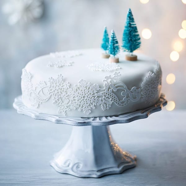 10 ways to decorate your Christmas cake - delicious. magazine