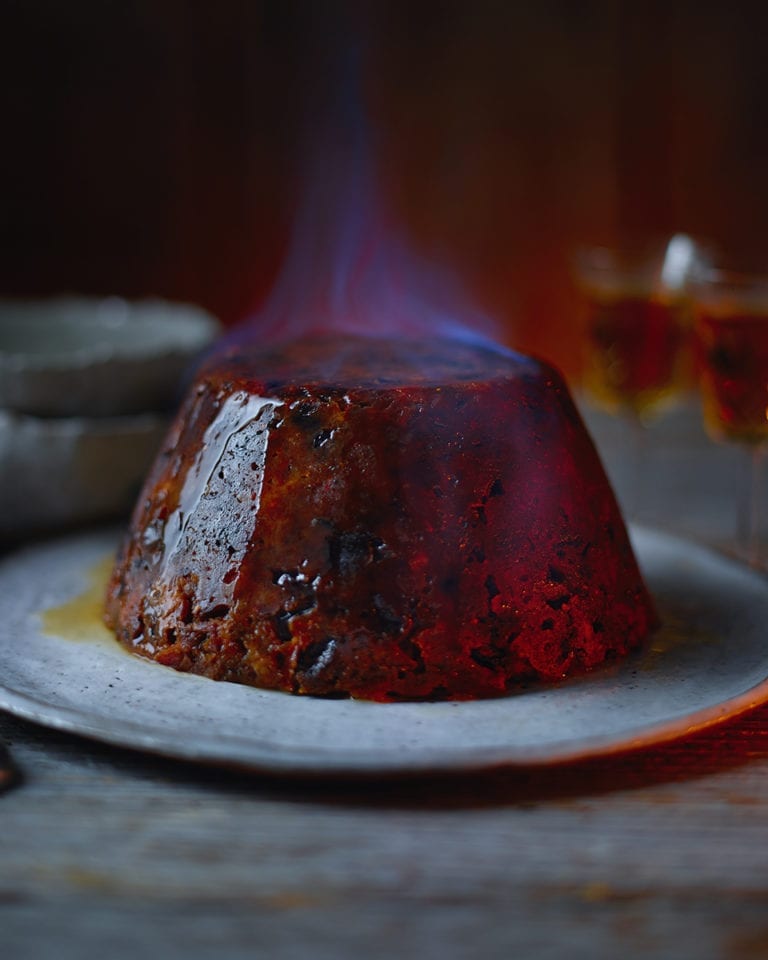 How to steam, flame and serve your traditional pudding