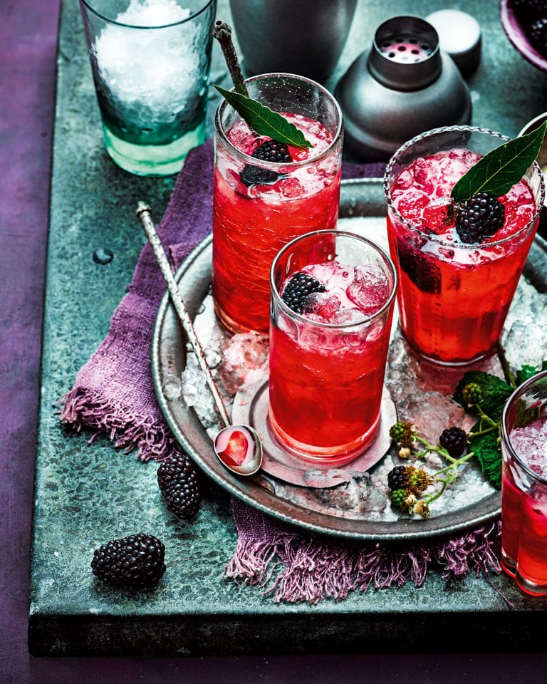 Bramble cocktail