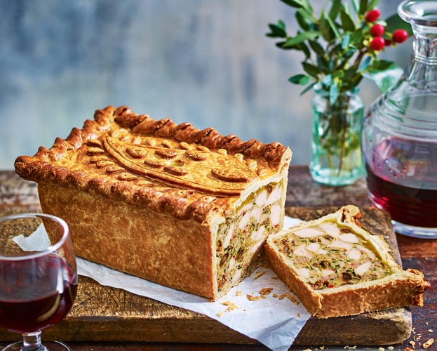 Coronation chicken pie