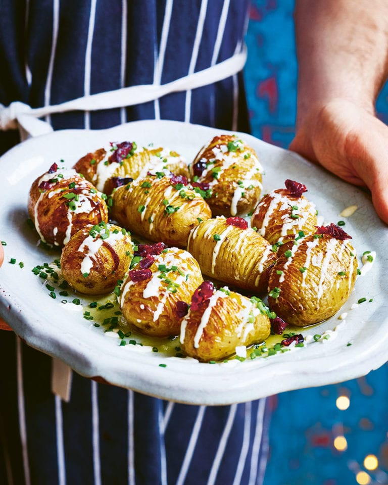 Hasselback potatoes with ‘cheese’ sauce