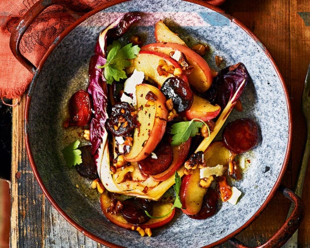 Warm chorizo, caramelised apple and walnut salad
