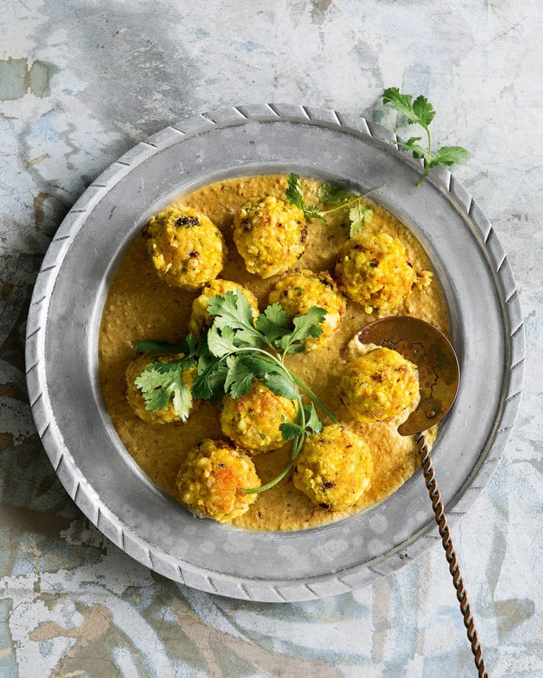 Mughlai paneer kofta curry