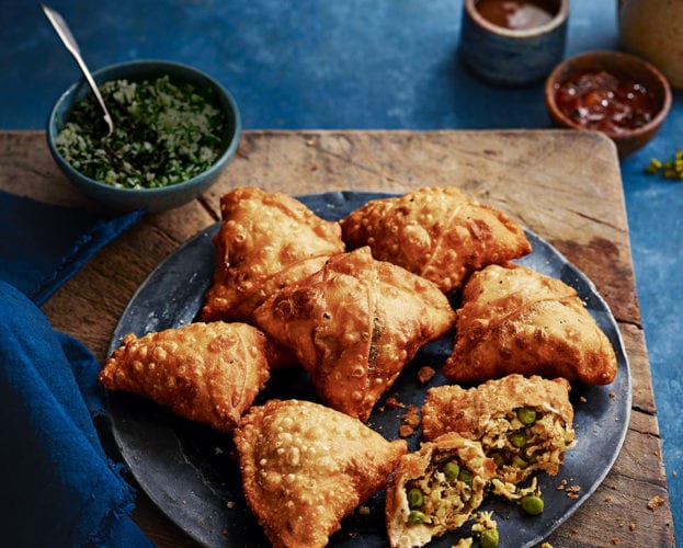 paneer and pea samosas