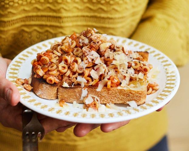 spaghetti hoops on toast