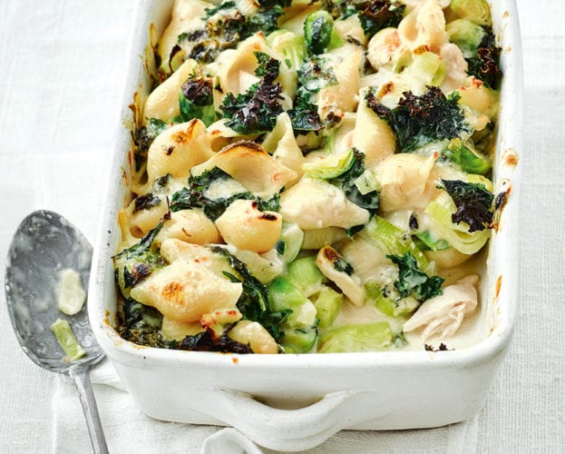 Blue cheese and chicken pasta bake
