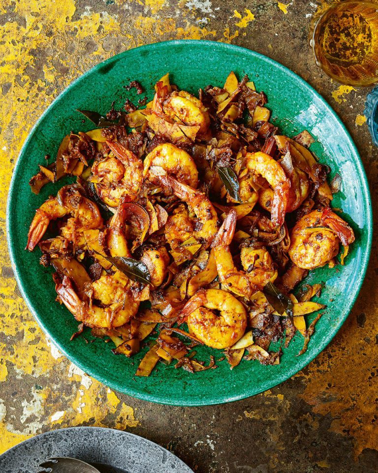 Hot and spicy coconut prawns