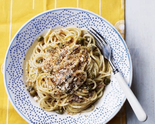 pasta with anchovies and capers
