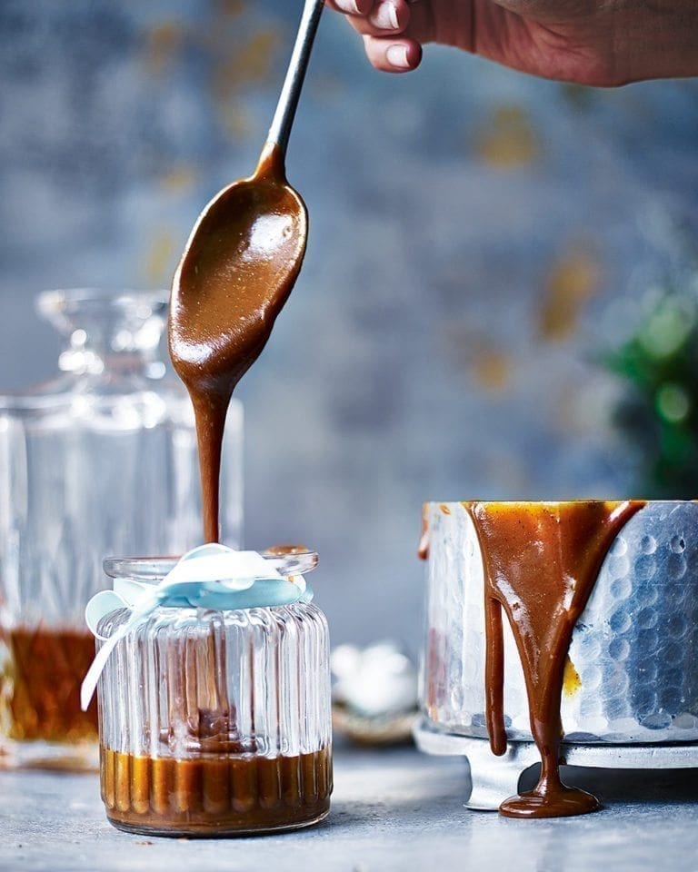 Salted-caramel whisky sauce
