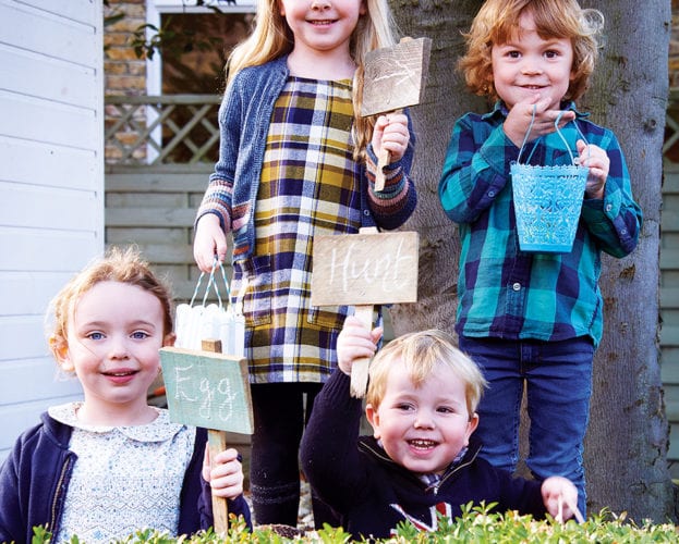 plan an easter egg hunt