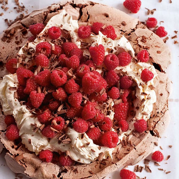 Chocolate pavlova