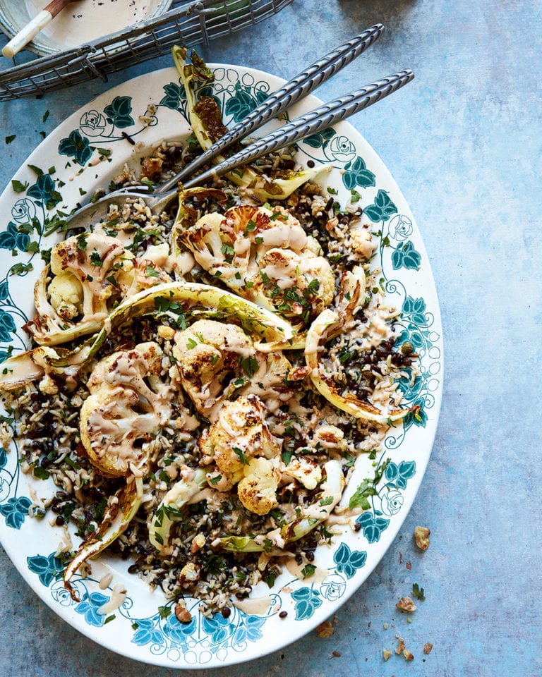 Roasted cauliflower with veggie bagna cauda