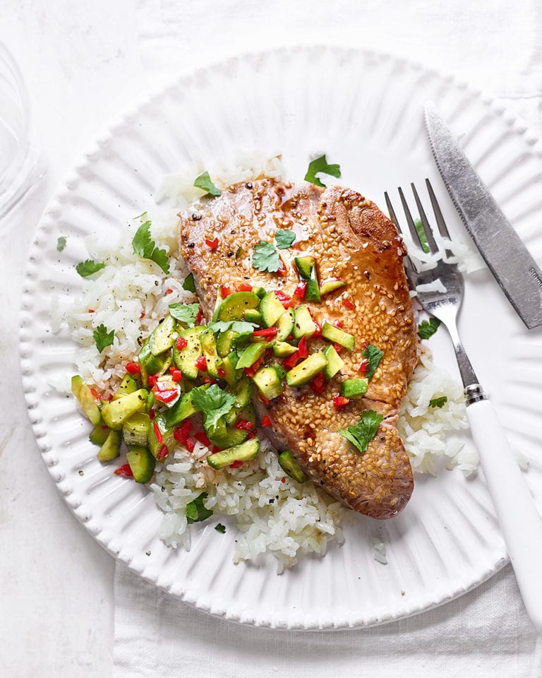 Sesame tuna steak with cucumber salad and rice