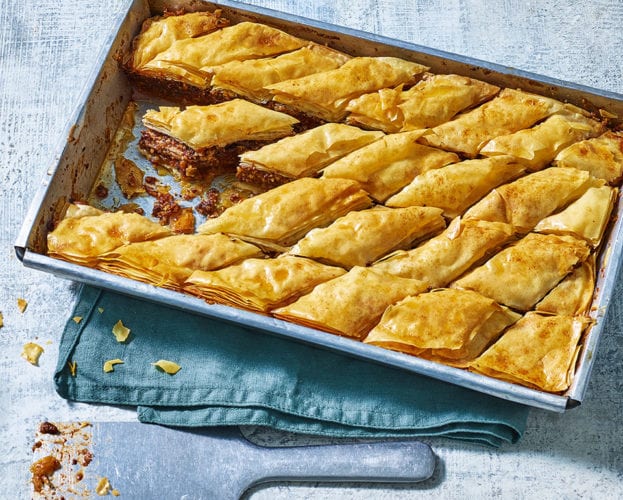 Chocolate baklava