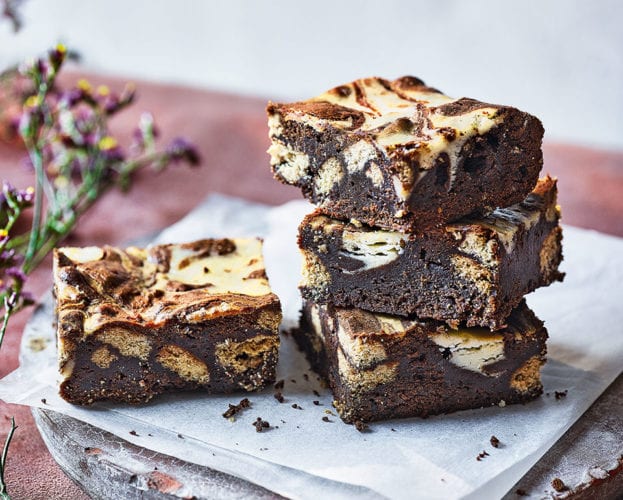 Cheesecake brownies