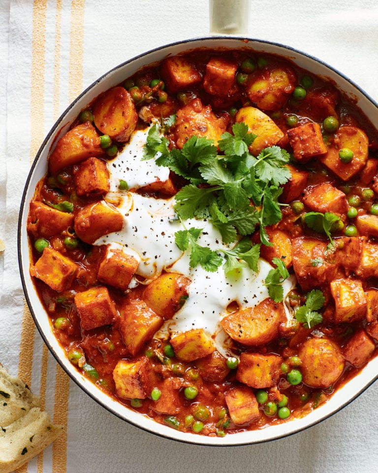 Potato and paneer curry