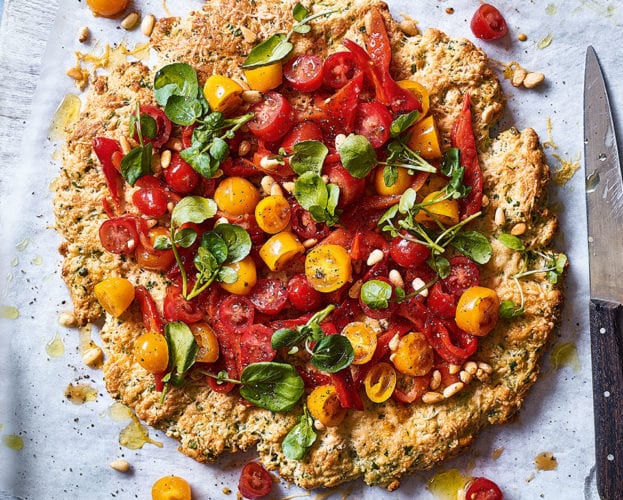 Naan pizzas