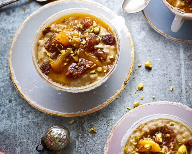 Rice pudding honey fruit