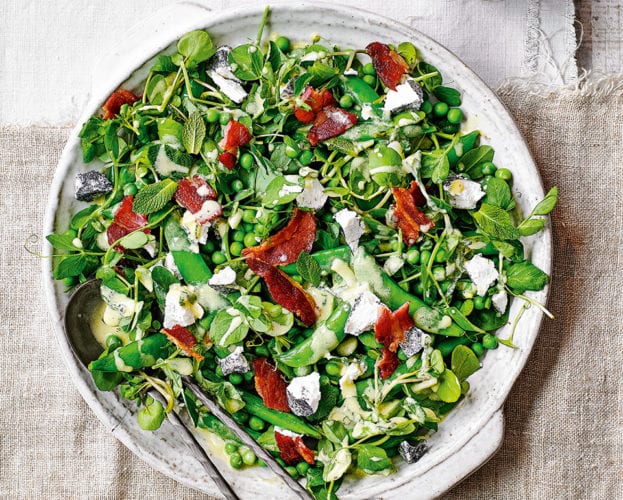 goat's cheese and bacon salad