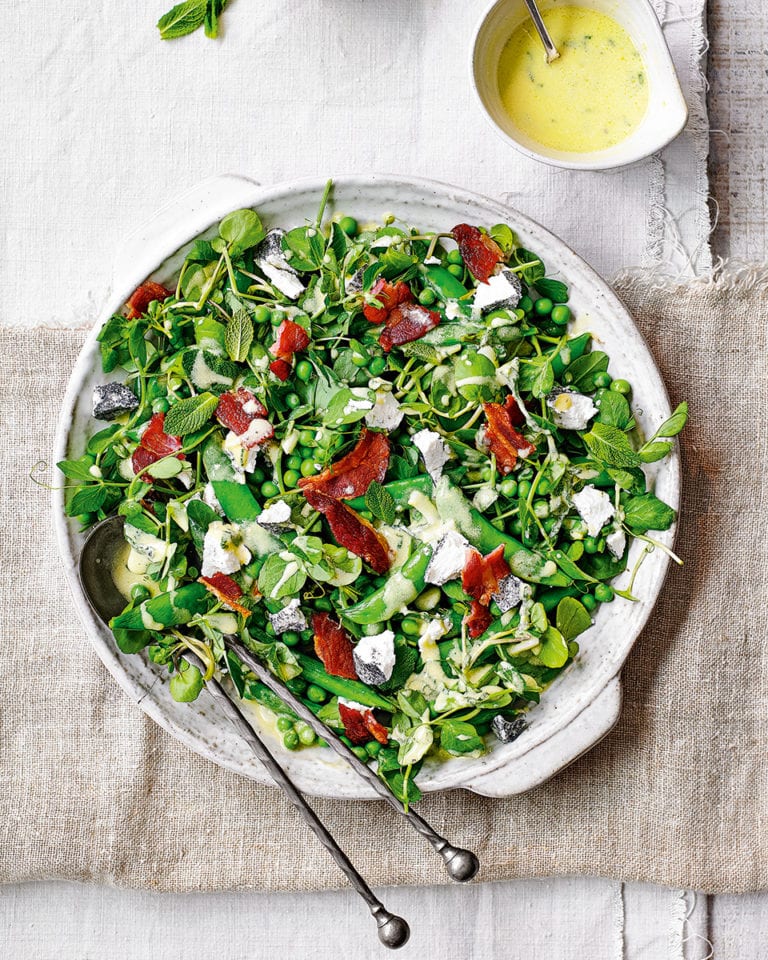 Bacon, pea and goat’s cheese salad