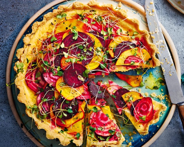 Goat’s cheese and marinated beetroot quiche