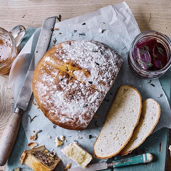 Beetroot salad bread