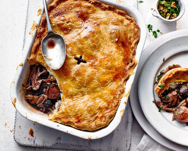 Coq au vin pie