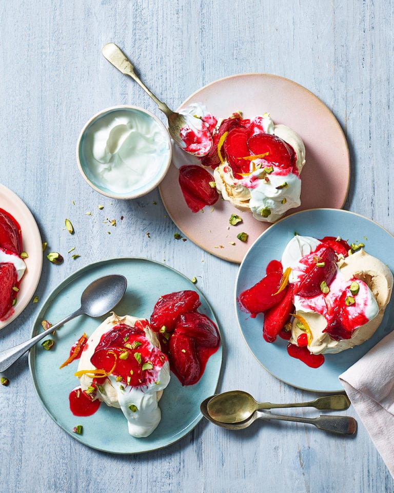 Low-sugar mini plum pavlovas