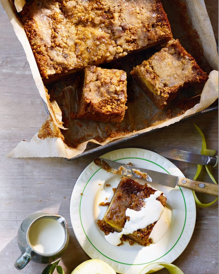 Apple, cinnamon and ginger drizzle cake