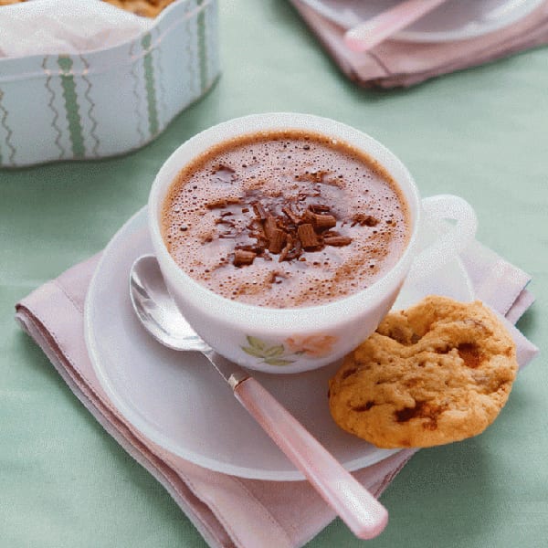 ultimate hot chocolate with honeycomb cookies