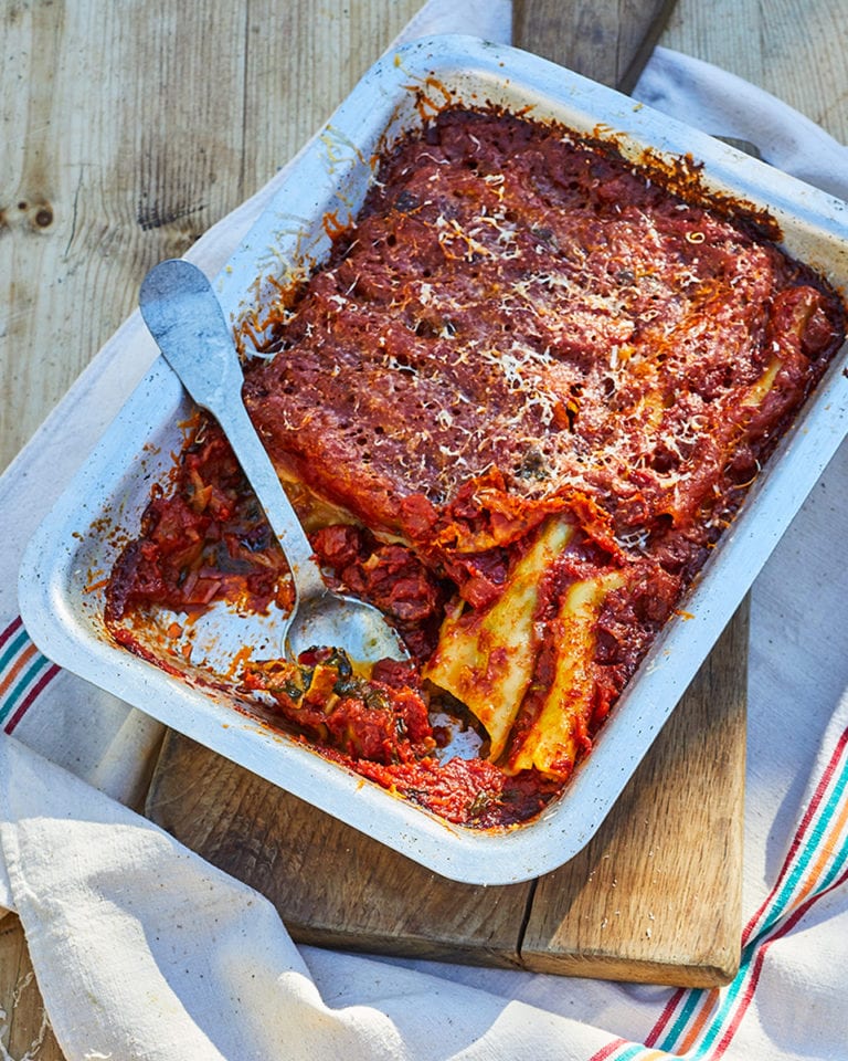 Cannelloni filled with swiss chard