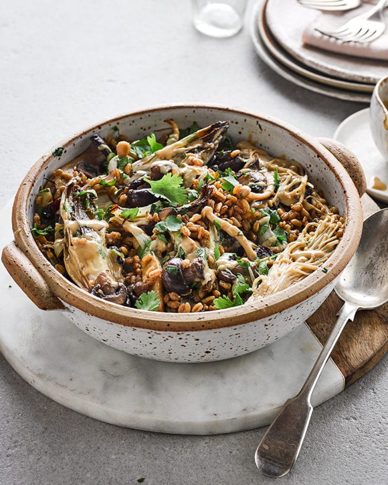 Spelt, chicory and mushroom one pot