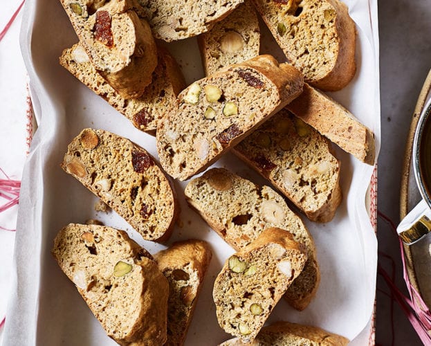 Apricot and pistachio cantuccini