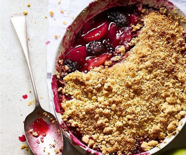 blackberry and apple crumble