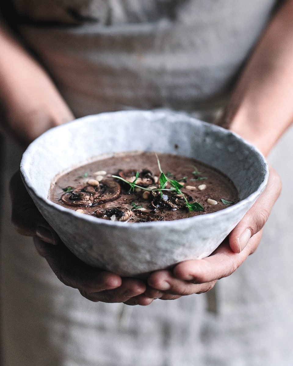 Chestnut mushroom and red wine soup recipe delicious. Magazine