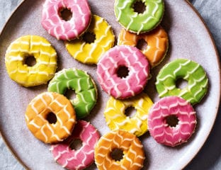 Iced party rings