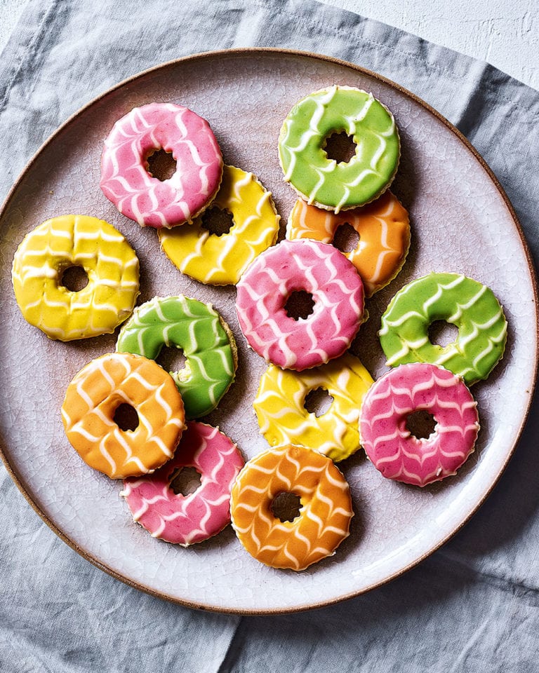 Iced party rings